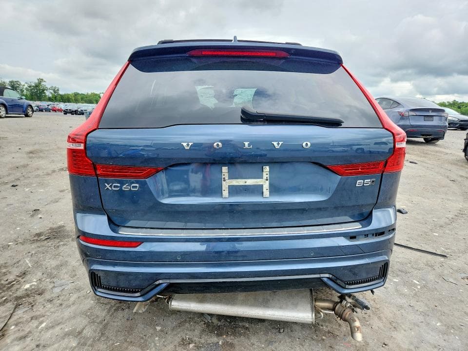 2024 VOLVO XC60 PLUS 6