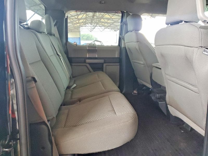 2017 FORD F150 SUPERCREW 10