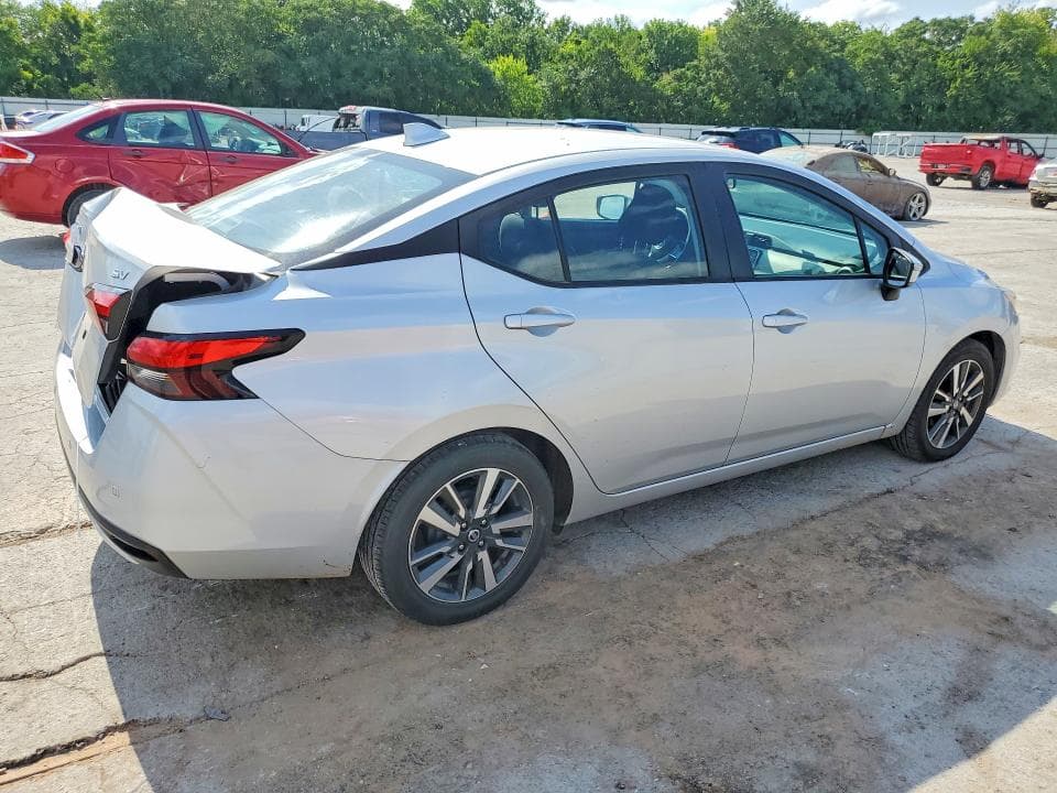 2021 NISSAN VERSA SV 3