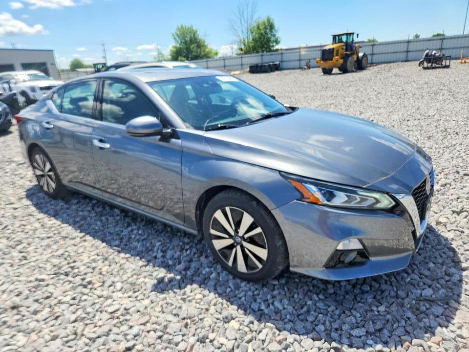 2019 NISSAN ALTIMA SL 4