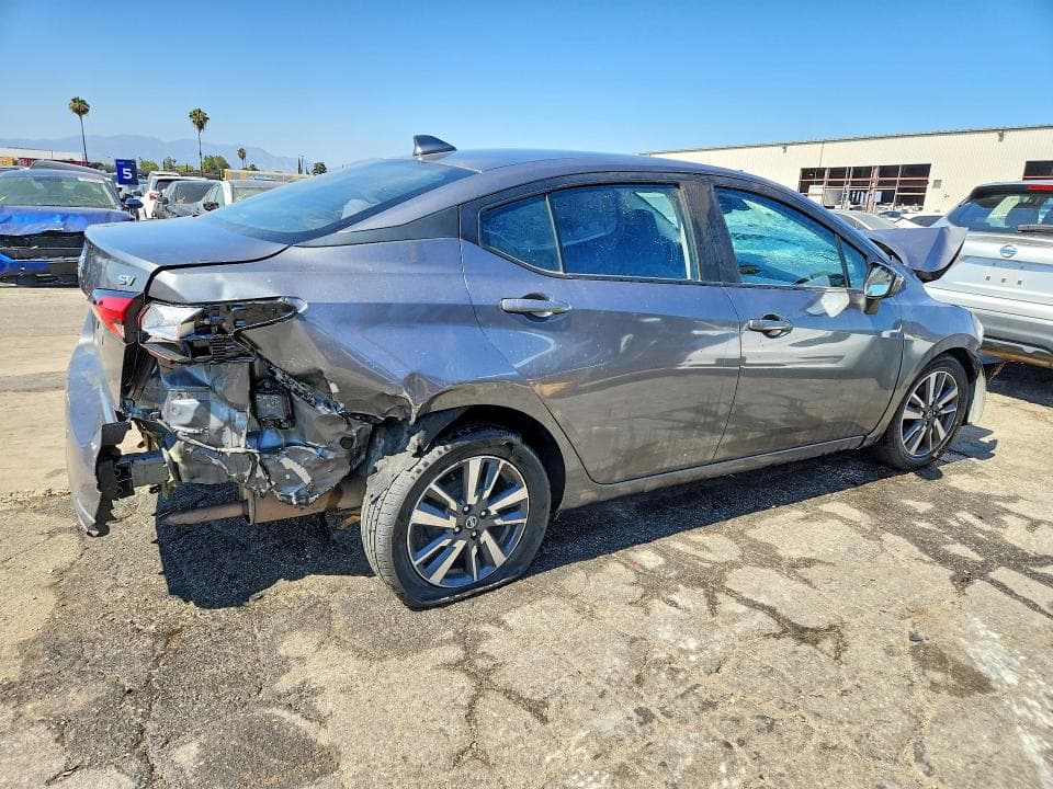 2021 NISSAN VERSA SV 3