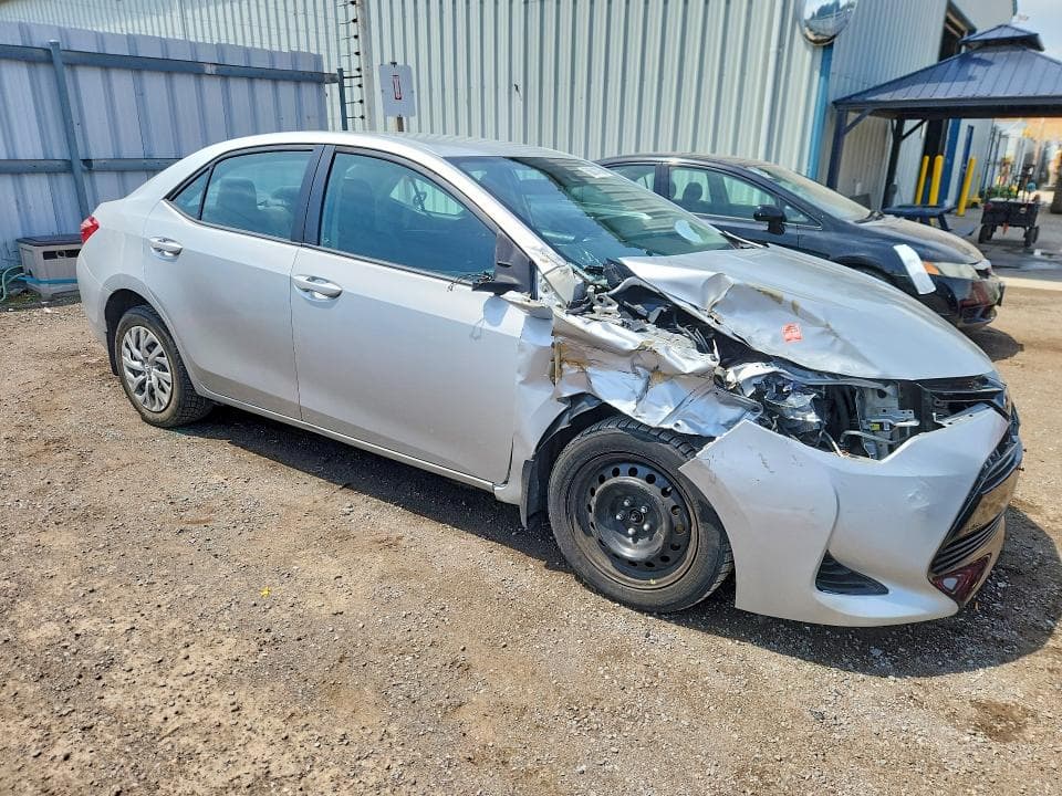 2018 TOYOTA COROLLA LE 4
