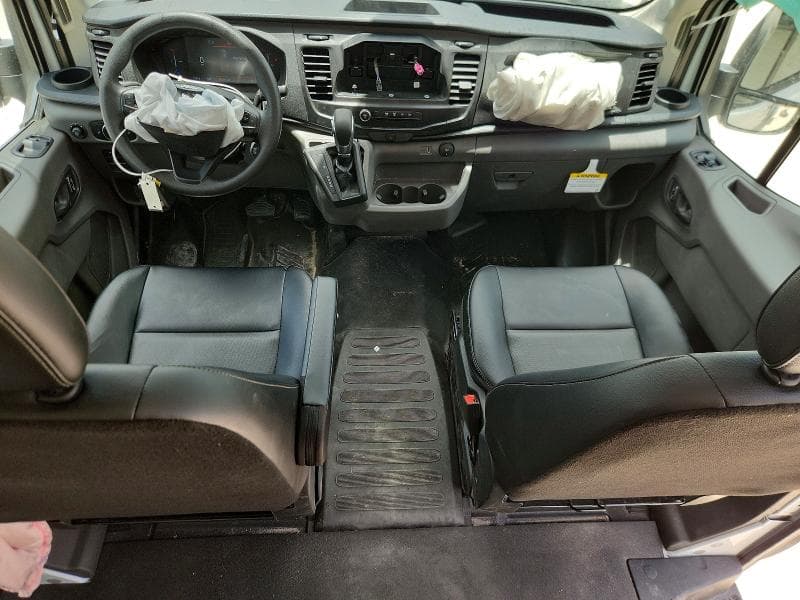 2026 FORD TRANSIT 8