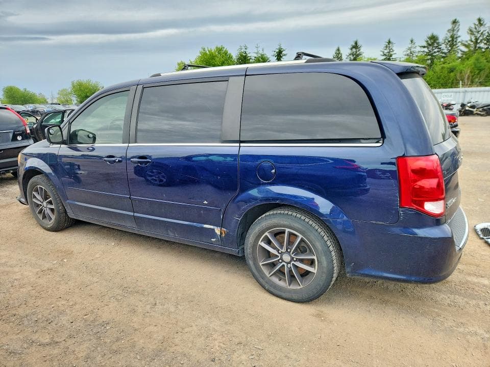 2017 DODGE GRAND CARAVAN SE 2