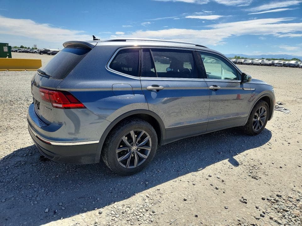 2022 VOLKSWAGEN TIGUAN SE 3