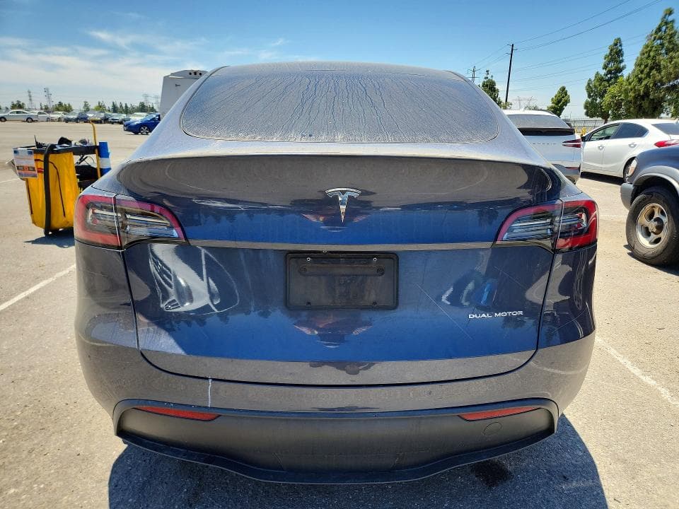 2023 TESLA MODEL Y 6
