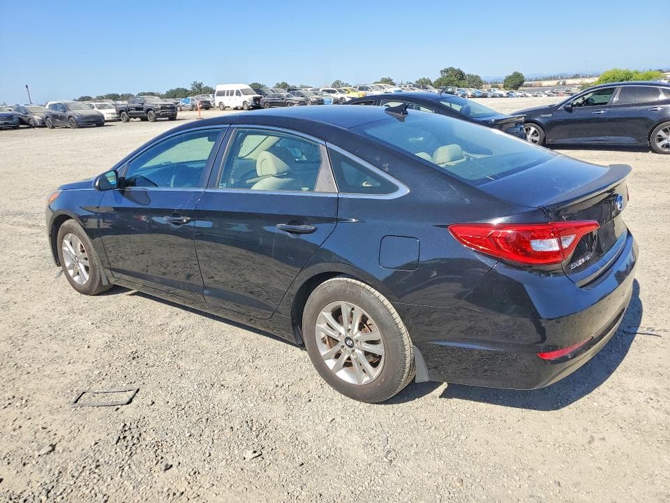 2017 HYUNDAI SONATA SE 2