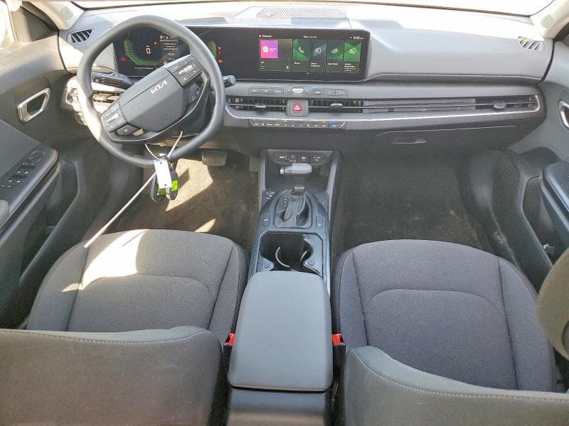 2025 KIA K4 LXS 8