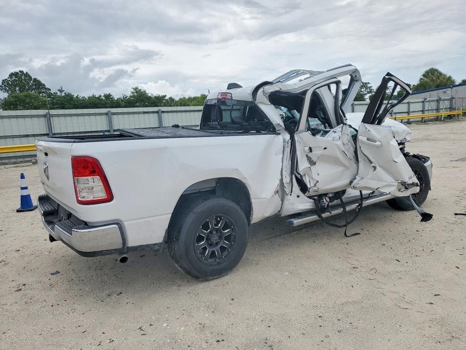 2022 RAM 1500 BIG HORN 3