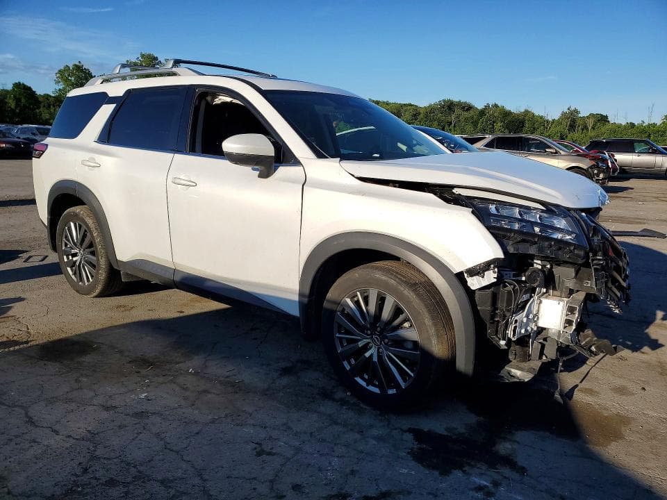 2025 NISSAN PATHFINDER SL 4