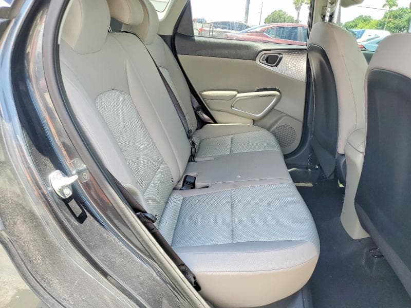 2025 KIA SOUL LX 11