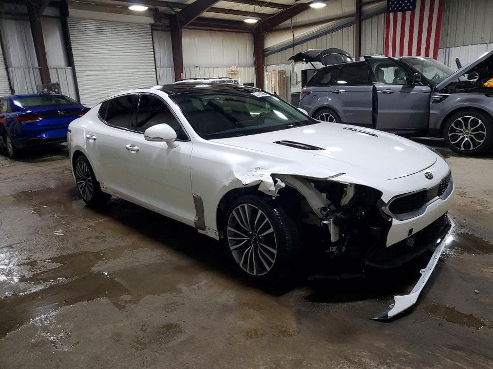 2019 KIA STINGER PREMIUM 4