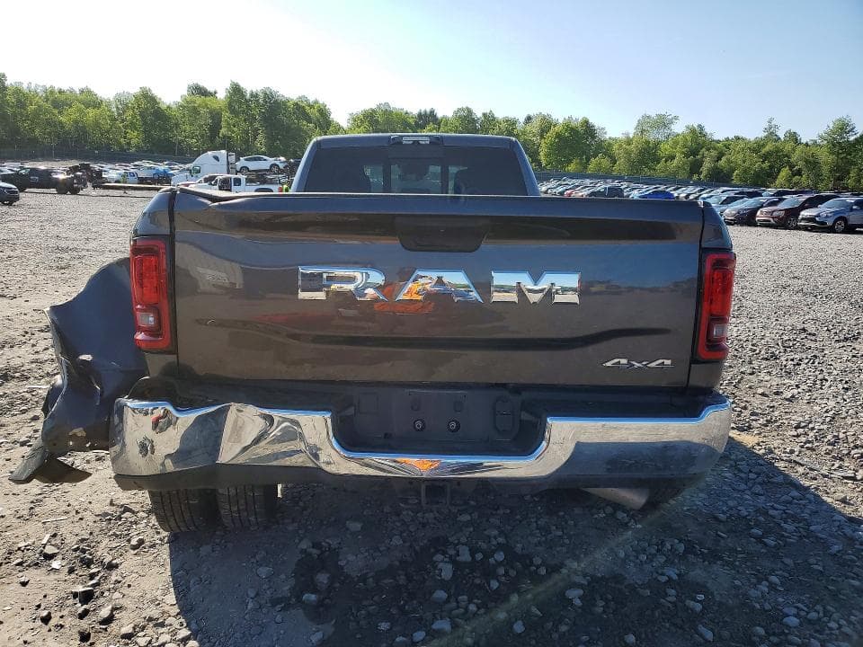 2026 RAM 3500 TRADESMAN 6