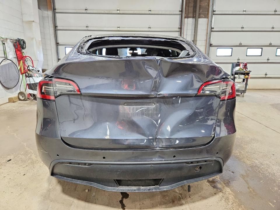 2021 TESLA MODEL Y 6