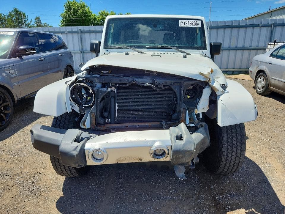 2018 JEEP WRANGLER UNLIMITED SAHARA 5