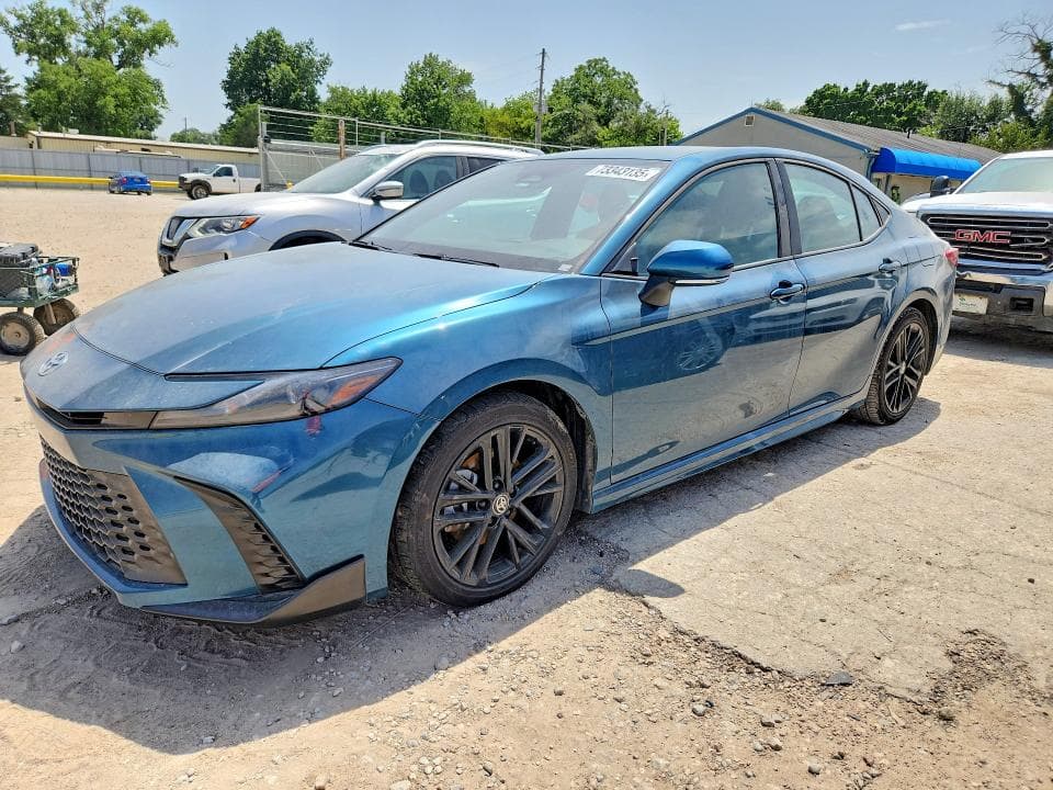 2025 TOYOTA CAMRY SE - 1