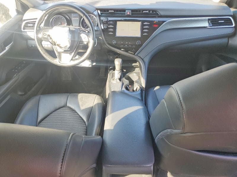 2018 TOYOTA CAMRY SE 8