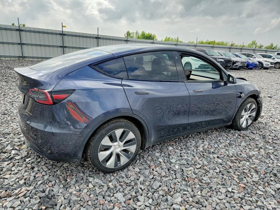 2023 TESLA MODEL Y 3