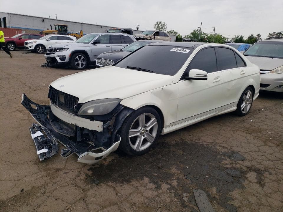 2011 MERCEDES-BENZ C-CLASS