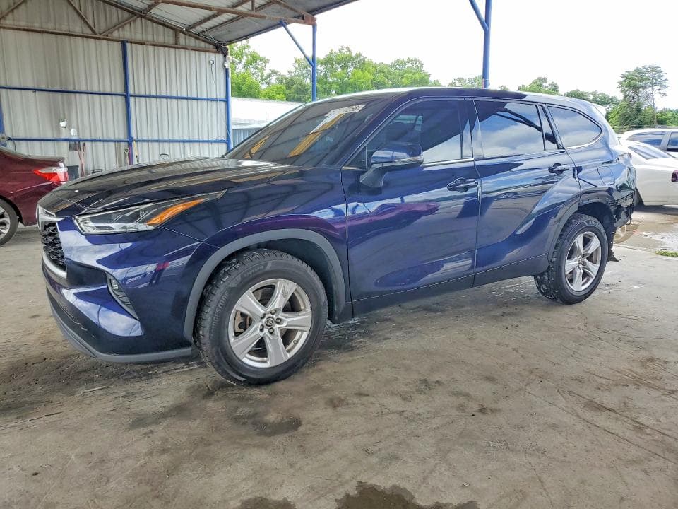 2022 TOYOTA HIGHLANDER LE - 1
