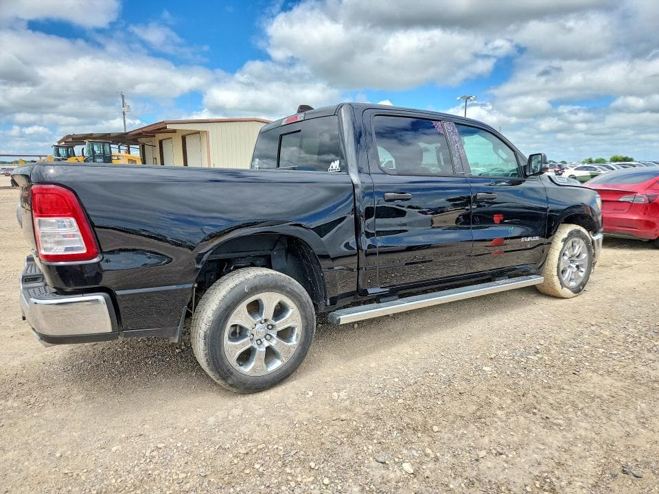 2023 RAM 1500 BIG HORN 3