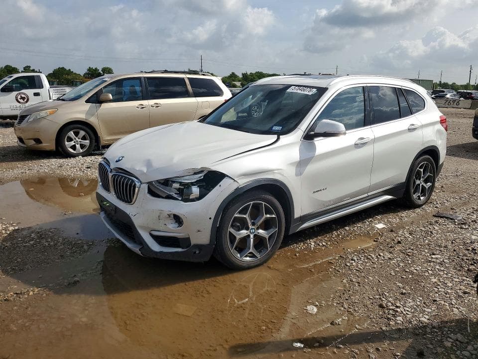2016 BMW X1 - 1