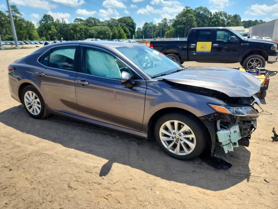 2024 TOYOTA CAMRY LE 4