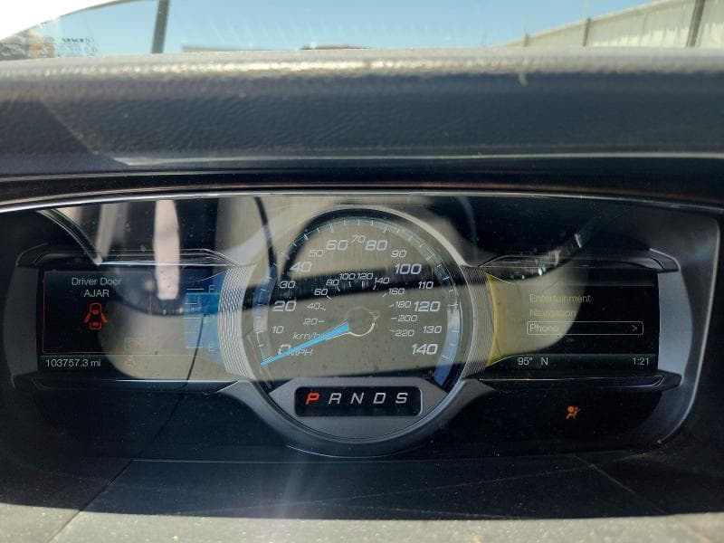 2018 FORD TAURUS LIMITED 9