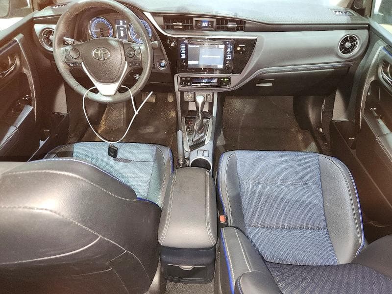 2019 TOYOTA COROLLA LE 8