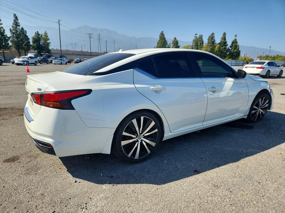 2020 NISSAN ALTIMA SR 3