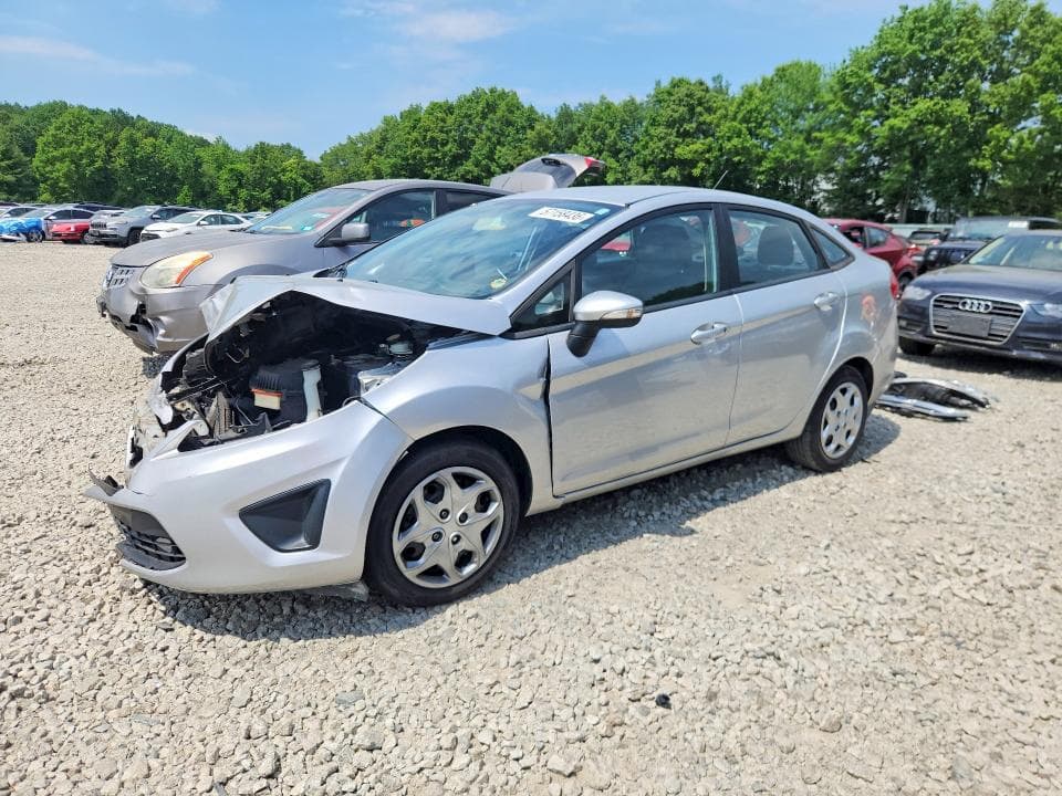 2013 FORD FIESTA