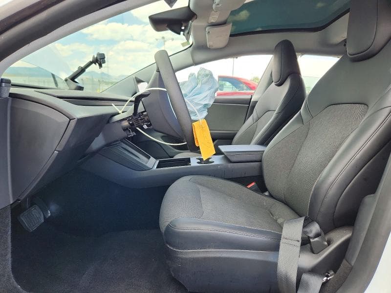 2025 TESLA MODEL 3 7