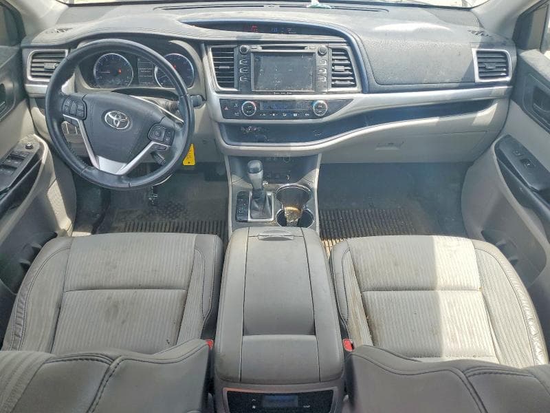 2018 TOYOTA HIGHLANDER LE PLUS 8