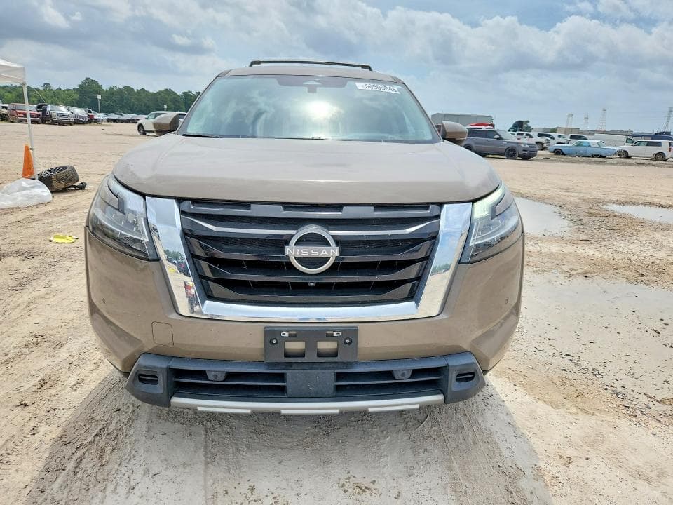 2023 NISSAN PATHFINDER PLATINUM 5