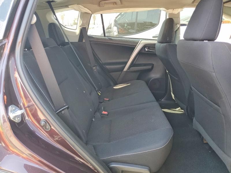2017 TOYOTA RAV4 XLE 10