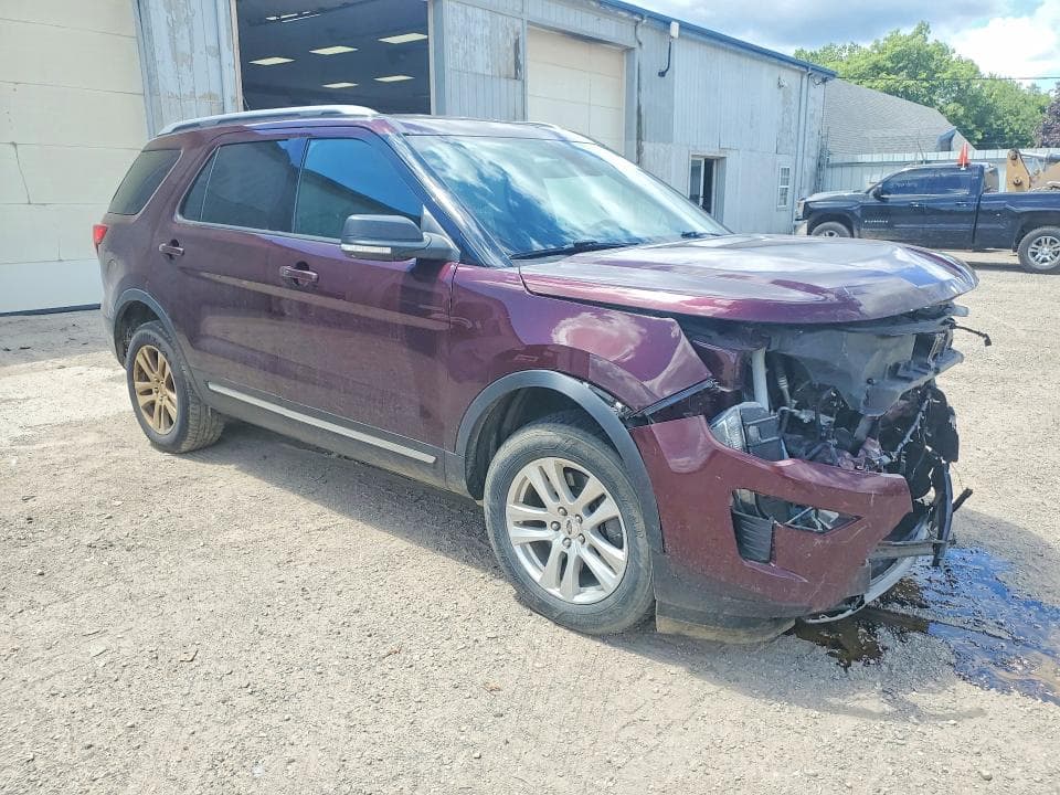 2019 FORD EXPLORER XLT 4