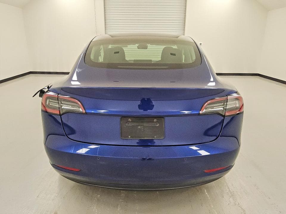 2022 TESLA MODEL 3 6
