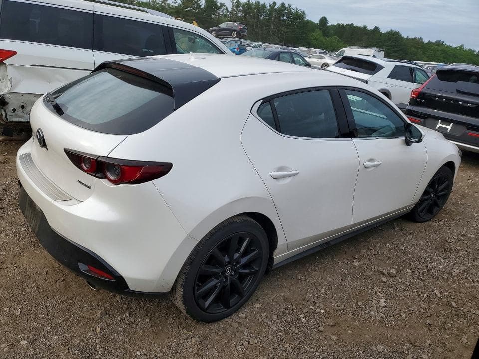 2021 MAZDA 3 PREMIUM 3