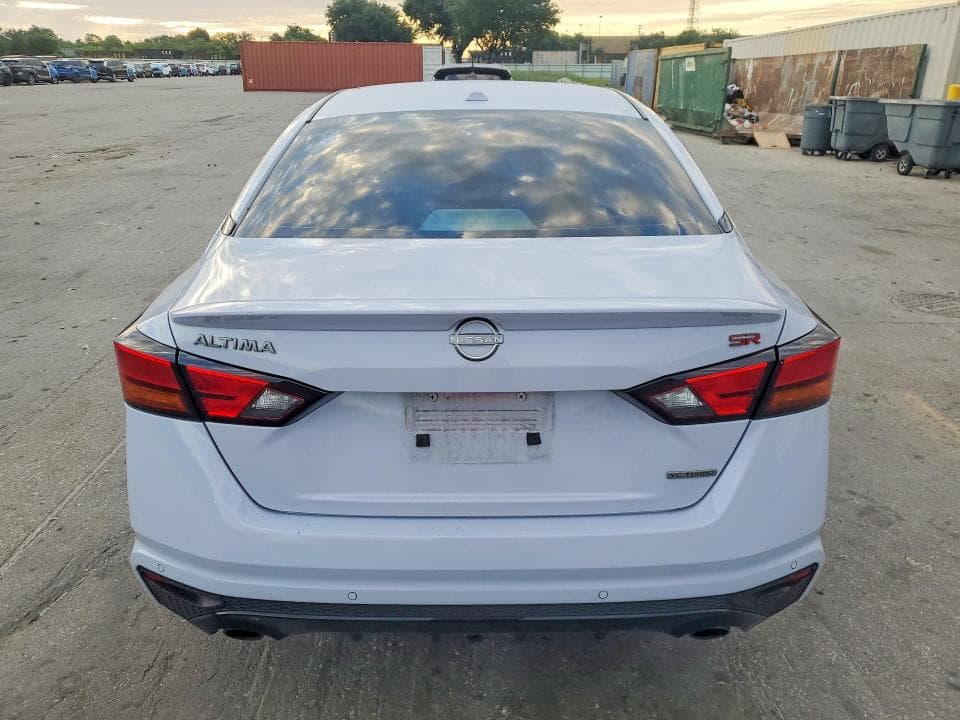 2024 NISSAN ALTIMA SR 6