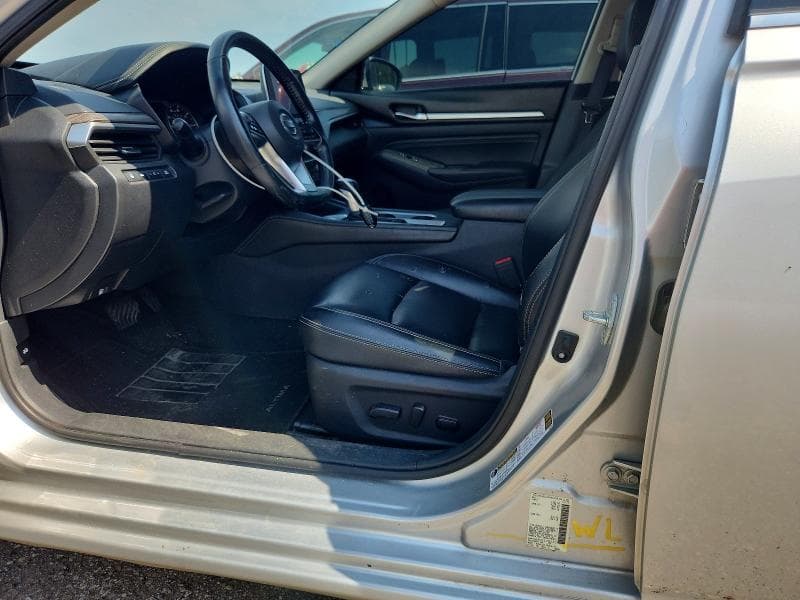 2019 NISSAN ALTIMA SL 12