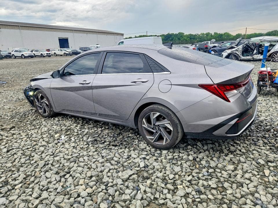 2024 HYUNDAI ELANTRA SEL 2