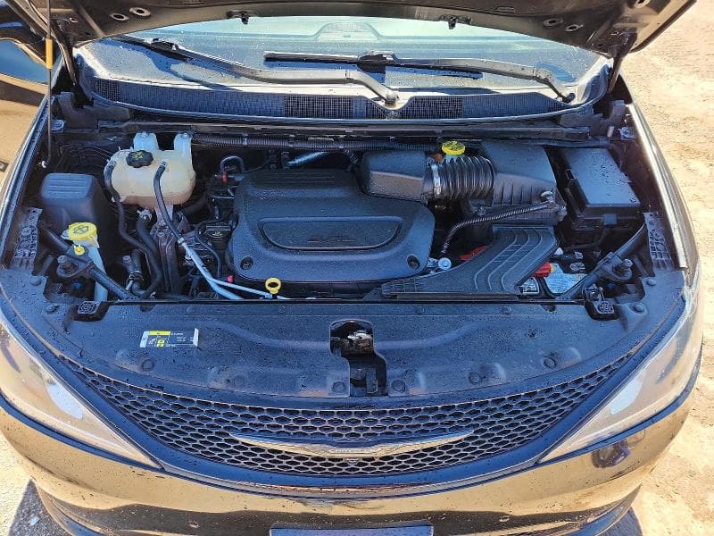 2020 CHRYSLER PACIFICA TOURING L 12