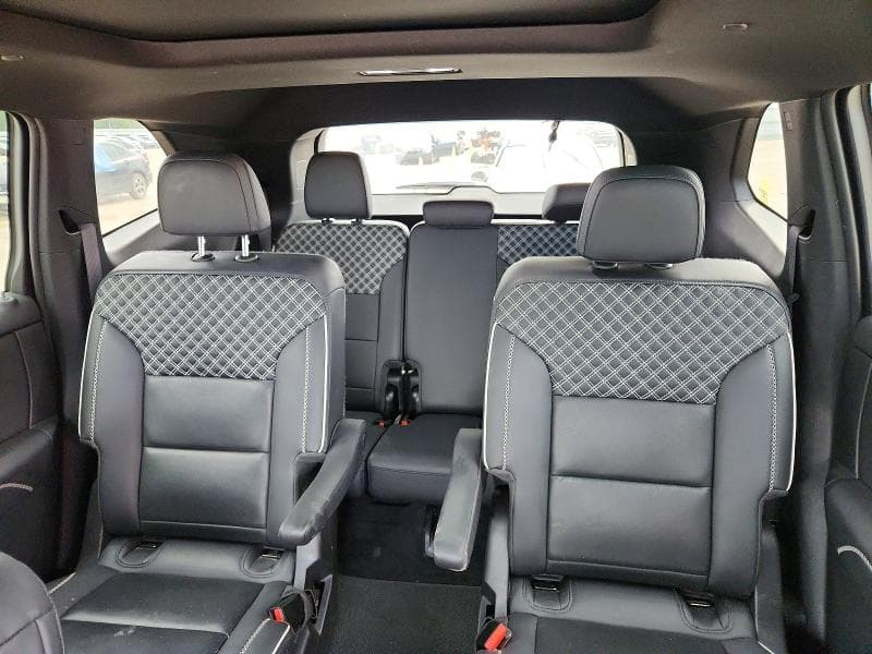 2024 GMC ACADIA DENALI 10