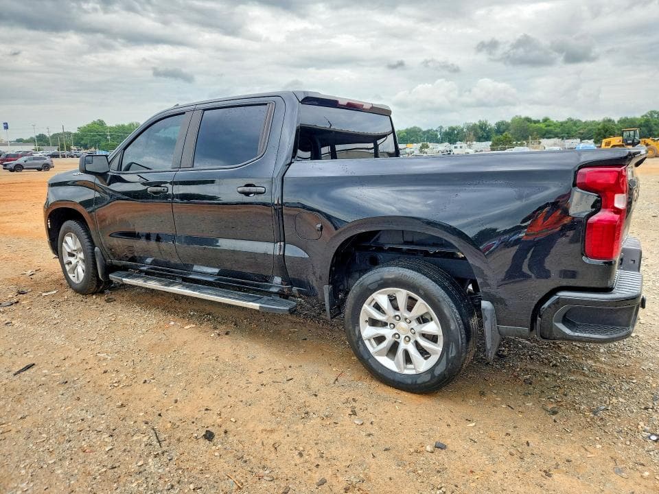 2023 CHEVROLET SILVERADO C1500 CUSTOM 2