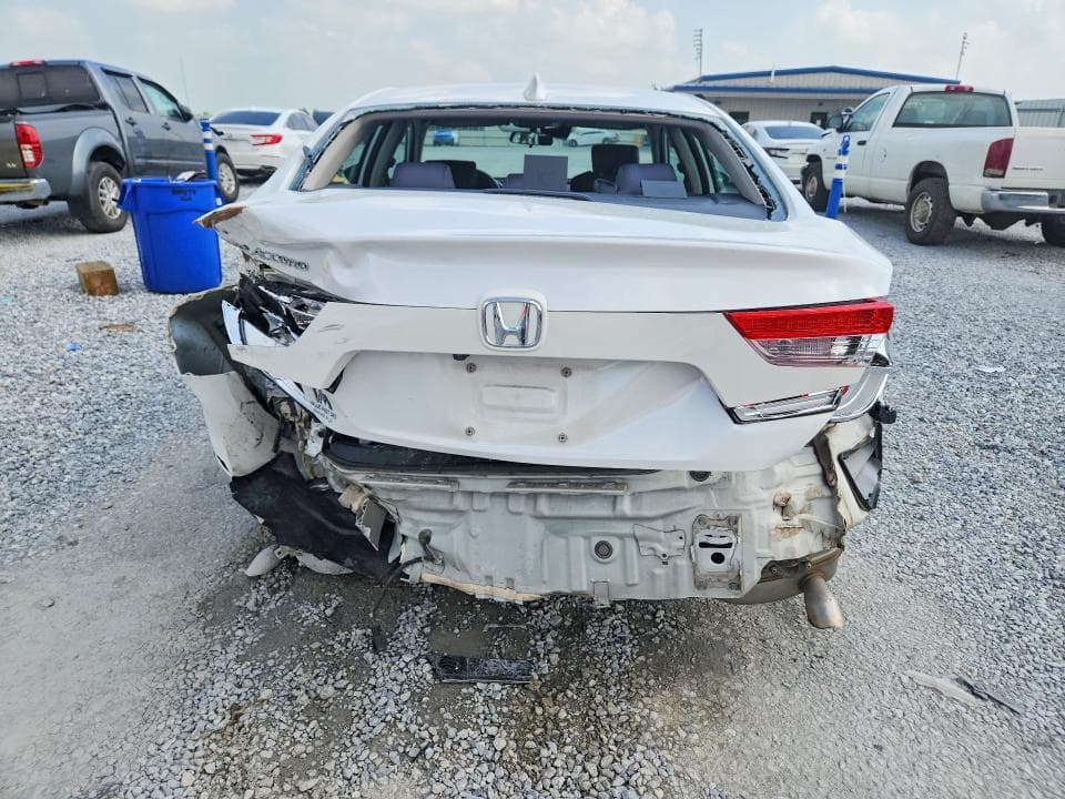 2018 HONDA ACCORD LX 6