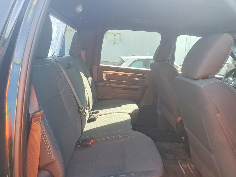 2021 RAM 1500 CLASSIC SLT 10