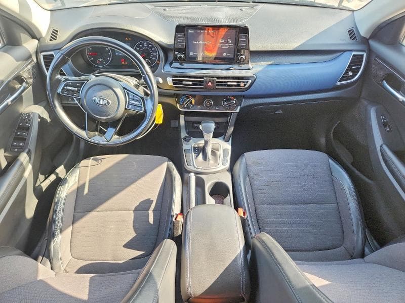 2021 KIA SELTOS S 8