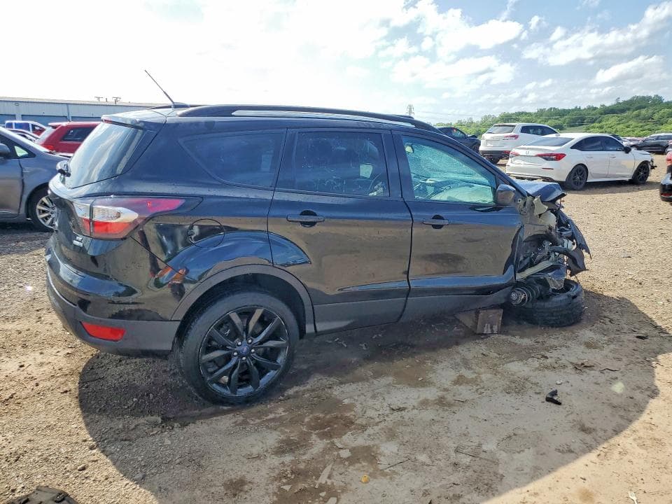 2017 FORD ESCAPE SE 3