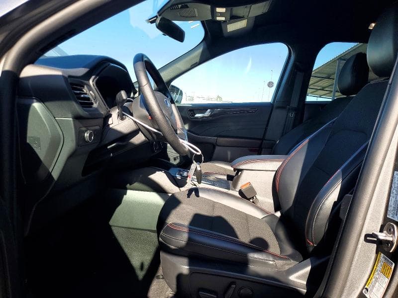 2025 FORD ESCAPE ST LINE 7