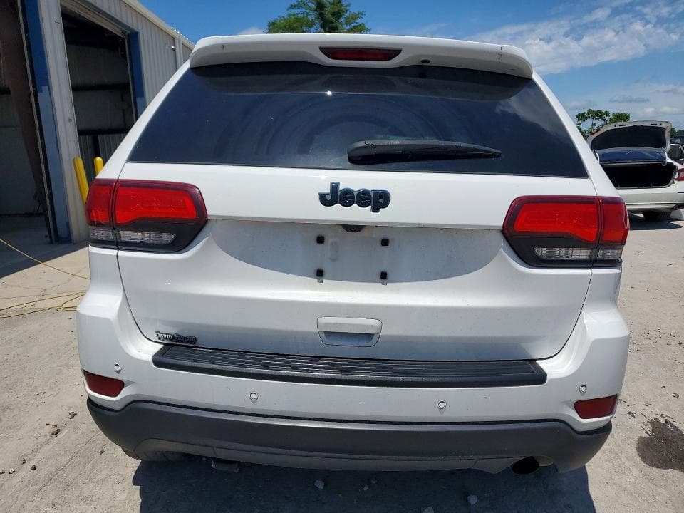 2020 JEEP GRAND CHEROKEE LAREDO 6
